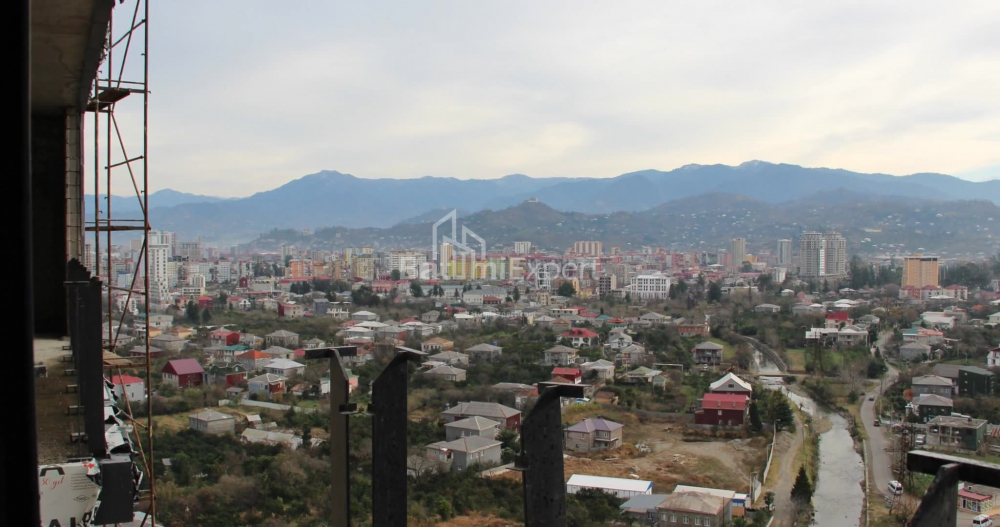 ბინა 89.68 კვ/მ - ლეხი და მარია კაჩინსკი, Batumi, საქართველო