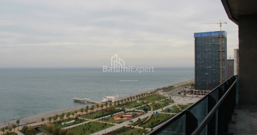 ბინა 76.07 კვ/მ - ლეხი და მარია კაჩინსკი, Batumi, საქართველო
