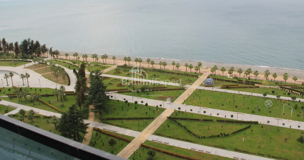 ბინა 76.07 კვ/მ - ლეხი და მარია კაჩინსკი, Batumi, საქართველო