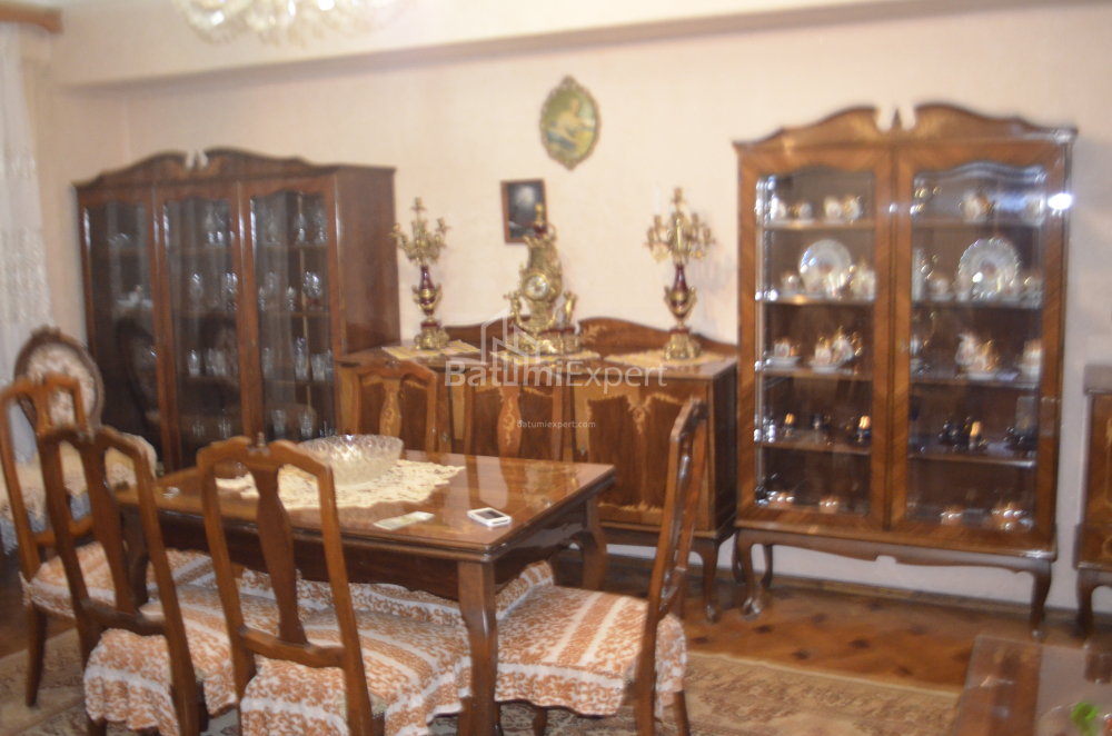 ბინა 97 კვ/მ - ზურაბა გორგილაძე, Batumi, საქართველო