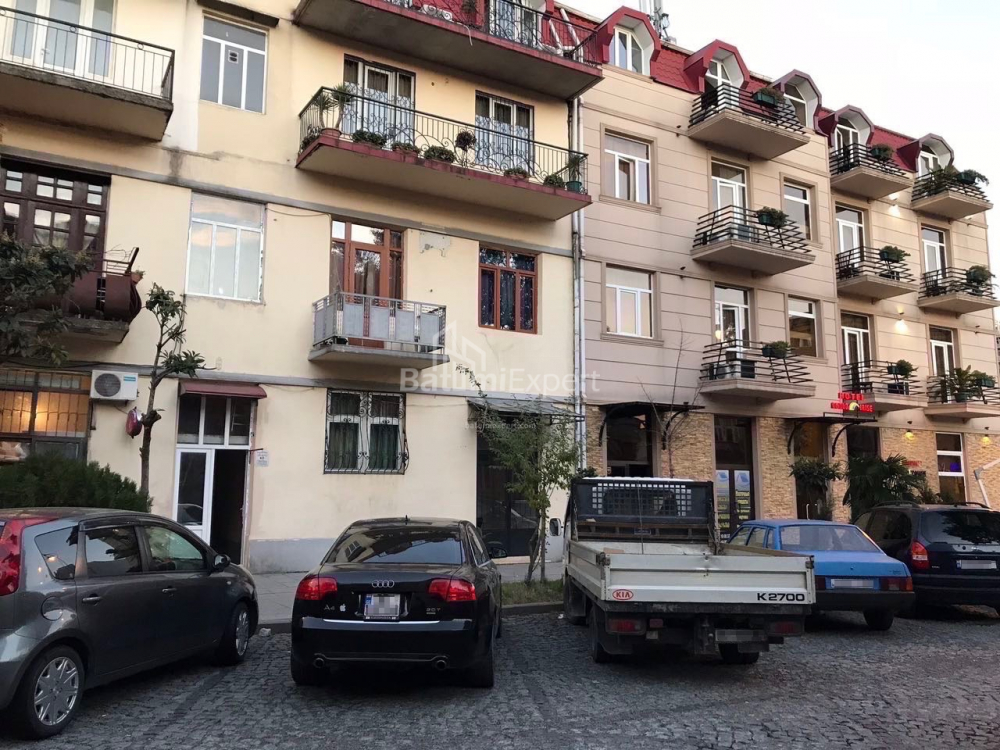 ბინა 107 კვ/მ - ვაჟა-ფშაველა, Batumi, საქართველო