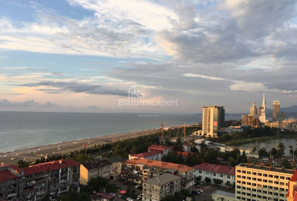 ბინა 112 კვ/მ - შერიფ ხიმშიაშვილი, Batumi, საქართველო