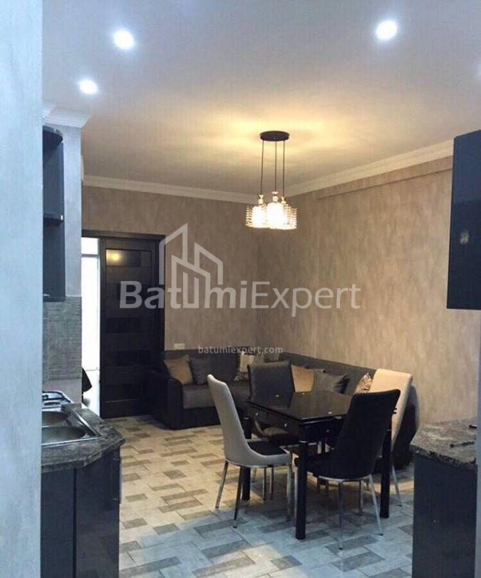 ბინა 47 კვ/მ - ვახტანგ გორგასალი, Batumi, საქართველო