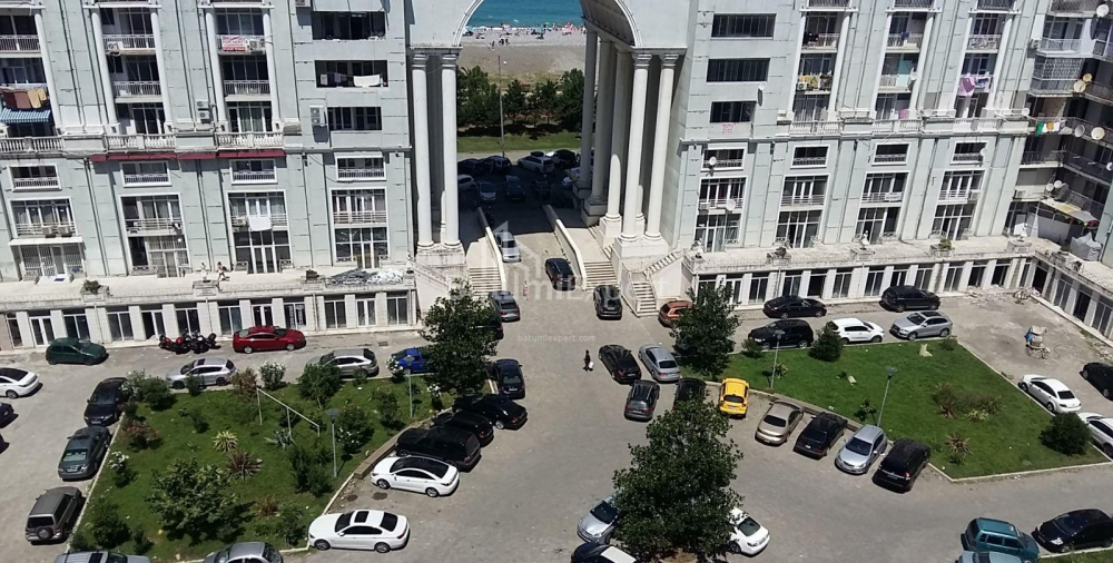 ბინა 130 კვ/მ - შერიფ ხიმშიაშვილი, Batumi, საქართველო