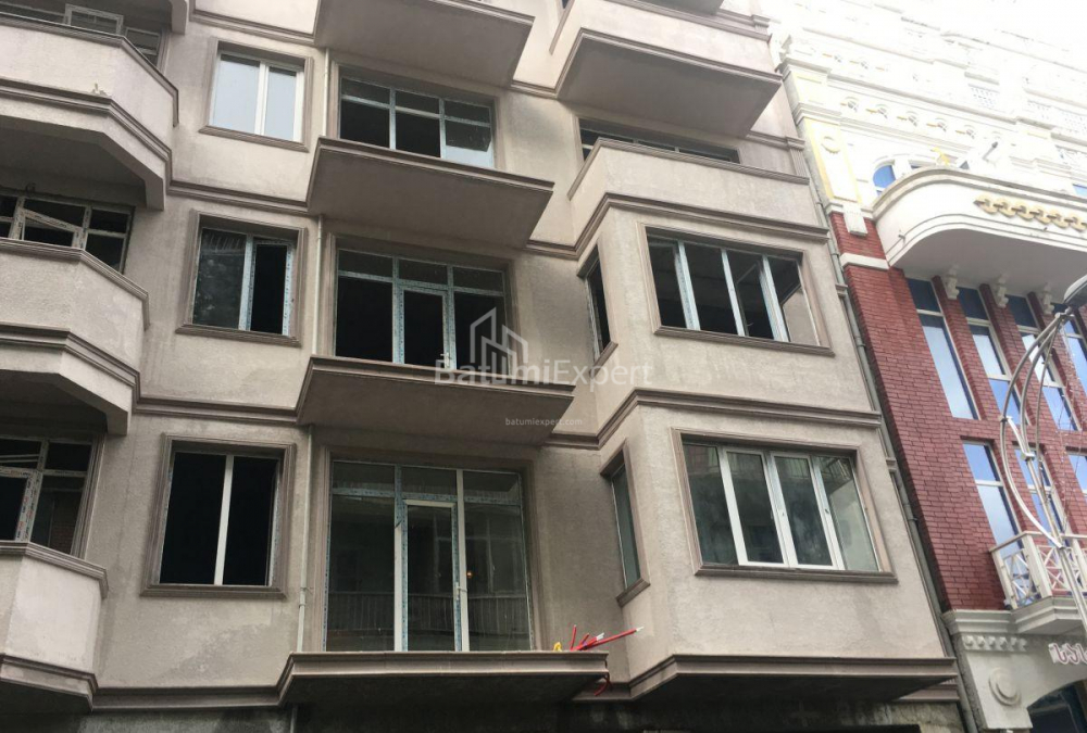 ბინა 78 კვ/მ - იურიევსკაია, Batumi, საქართველო