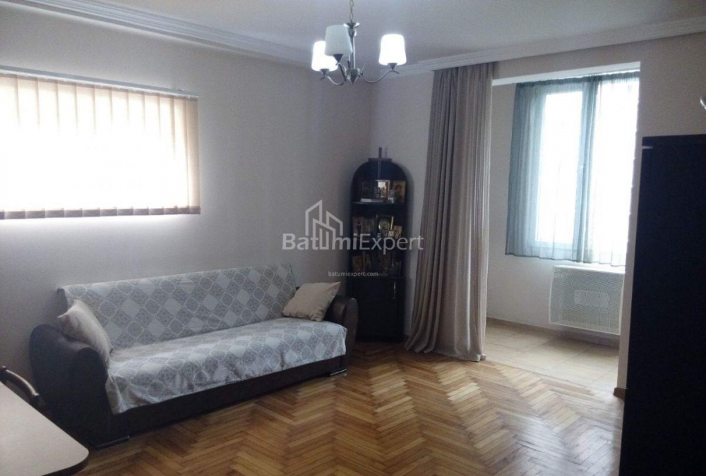 ბინა 60 კვ/მ - ექვთიმე თაყაიშვილი, Batumi, საქართველო