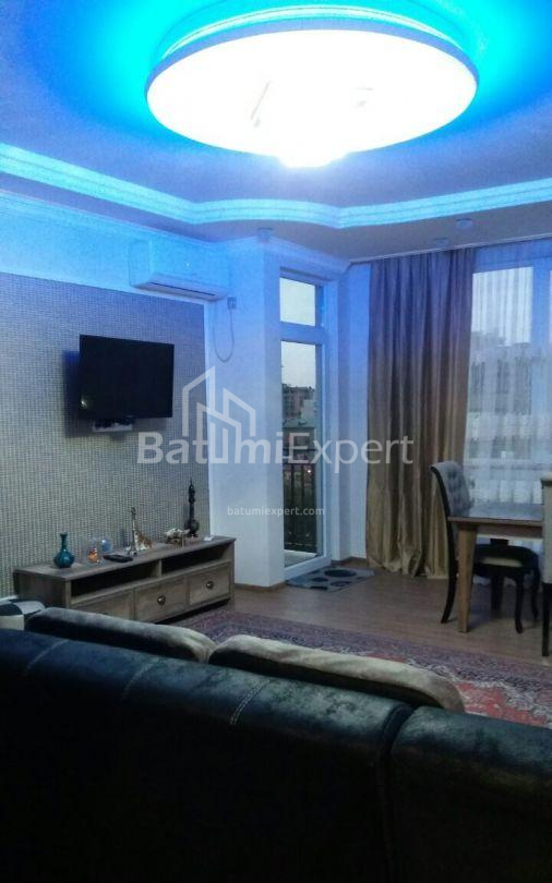 ბინა 80 კვ/მ - იურიევსკაია, Batumi, საქართველო