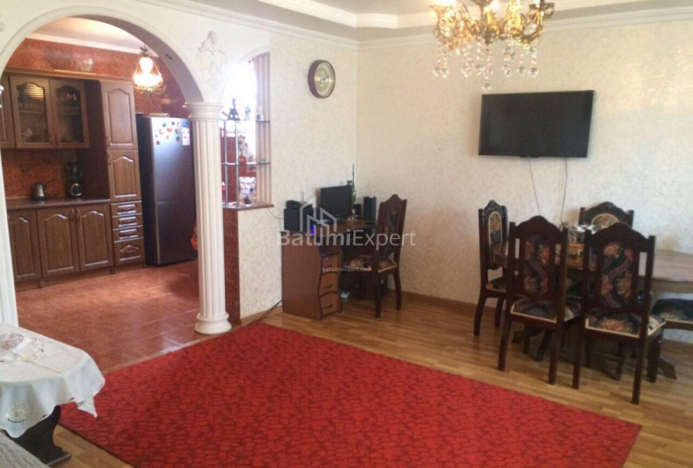 ბინა 270 კვ/მ - იურიევსკაია, Batumi, საქართველო