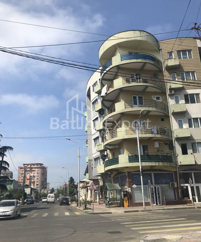 ბინა 80 კვ/მ - პეტრე ჩაიკოვსკი, Batumi, საქართველო