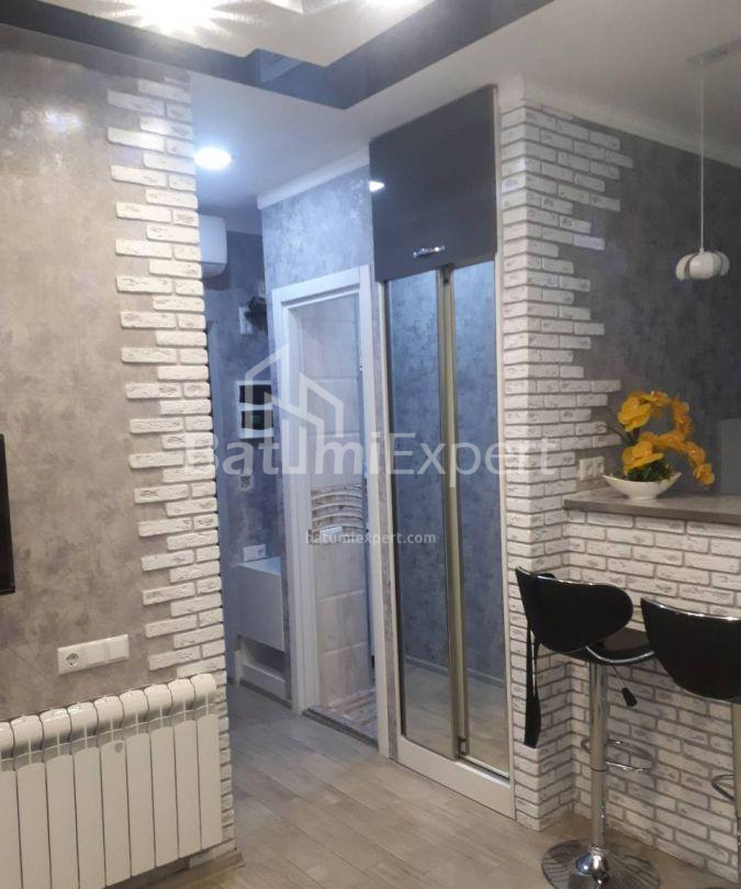 ბინა 45 კვ/მ - შალვა ინასარიძე, Batumi, საქართველო