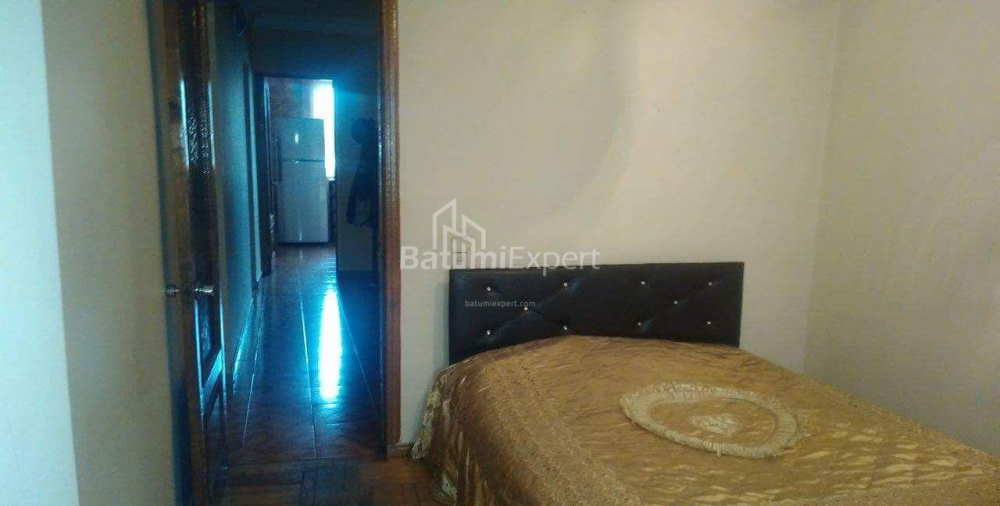 ბინა 140 კვ/მ - იურიევსკაია, Batumi, საქართველო