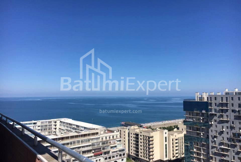 ბინა 86 კვ/მ - იურიევსკაია, Batumi, საქართველო