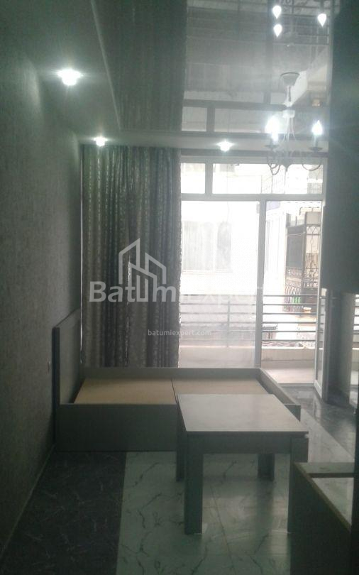 ბინა 32 კვ/მ - ნიკო ფიროსმანი, Batumi, საქართველო