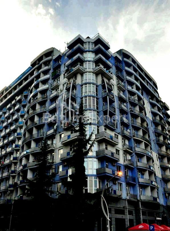 ბინა 85 კვ/მ - იურიევსკაია, Batumi, საქართველო