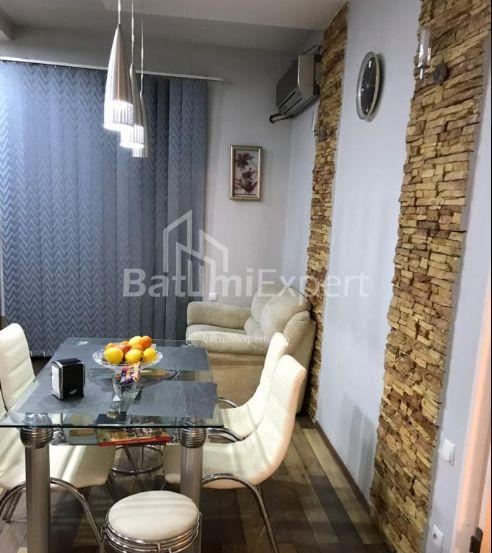 ბინა 120 კვ/მ - იურიევსკაია, Batumi, საქართველო