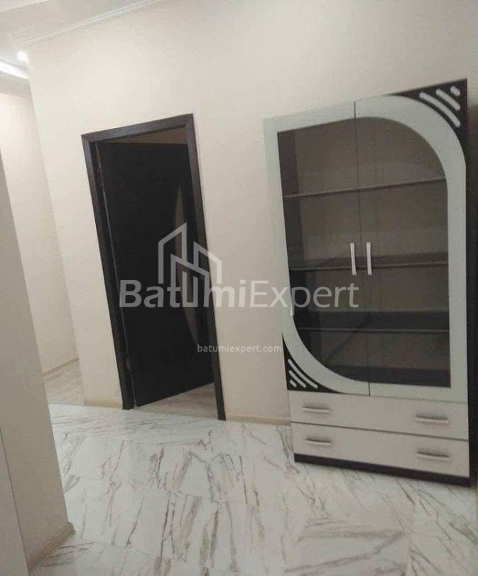 ბინა 58 კვ/მ - იურიევსკაია, Batumi, საქართველო