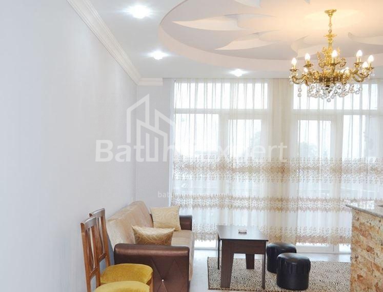 ბინა 60 კვ/მ - ალექსანდრა პუშკინი, Batumi, საქართველო
