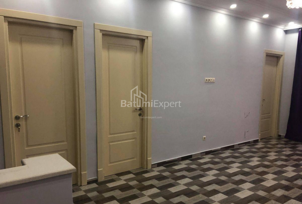 ბინა 68 კვ/მ - იურიევსკაია, Batumi, საქართველო