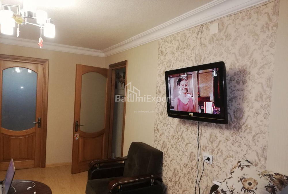 ბინა 90 კვ/მ - ივანე ჯავახიშვილი, Batumi, საქართველო