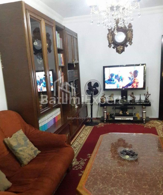 ბინა 85 კვ/მ - იურიევსკაია, Batumi, საქართველო