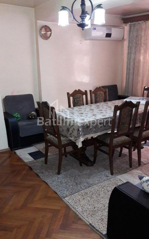 ბინა 87 კვ/მ - იურიევსკაია, Batumi, საქართველო