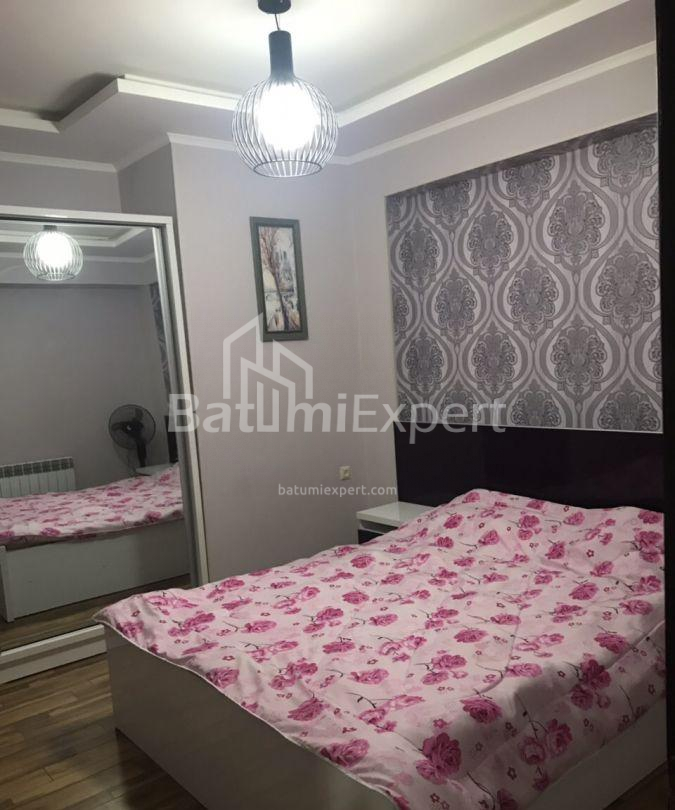 ბინა 73 კვ/მ - მეფე ფარნავაზ, Batumi, საქართველო