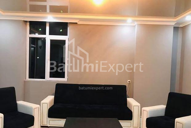 ბინა 60 კვ/მ - ნიკო ფიროსმანი, Batumi, საქართველო