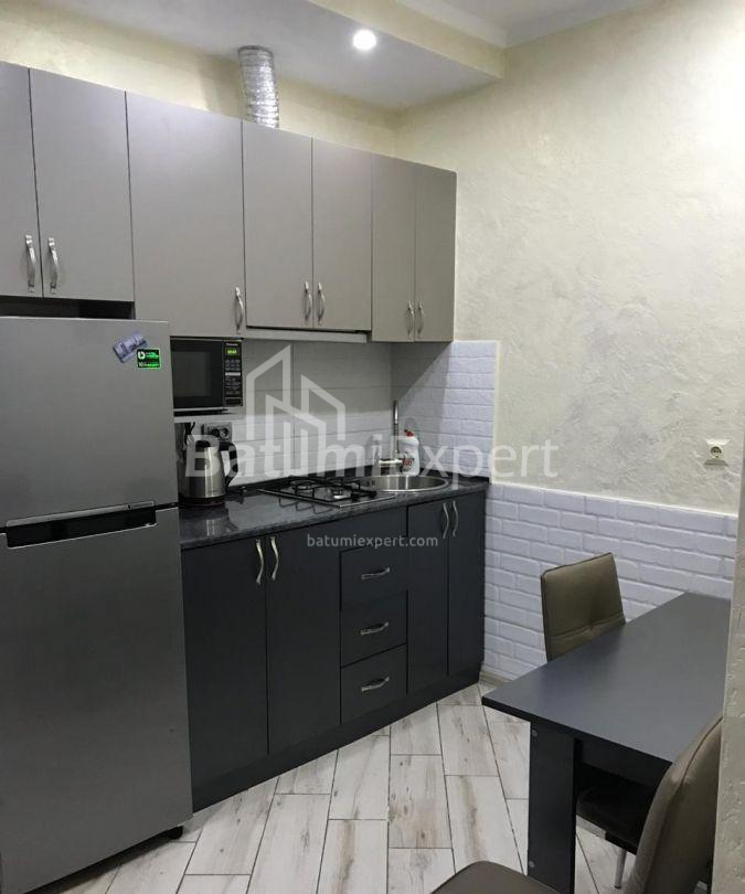 ბინა 35 კვ/მ - ნიკო ფიროსმანი, Batumi, საქართველო