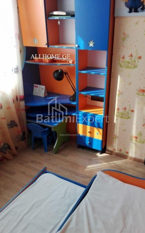 ბინა 55 კვ/მ - ნიკო ფიროსმანი, Batumi, საქართველო