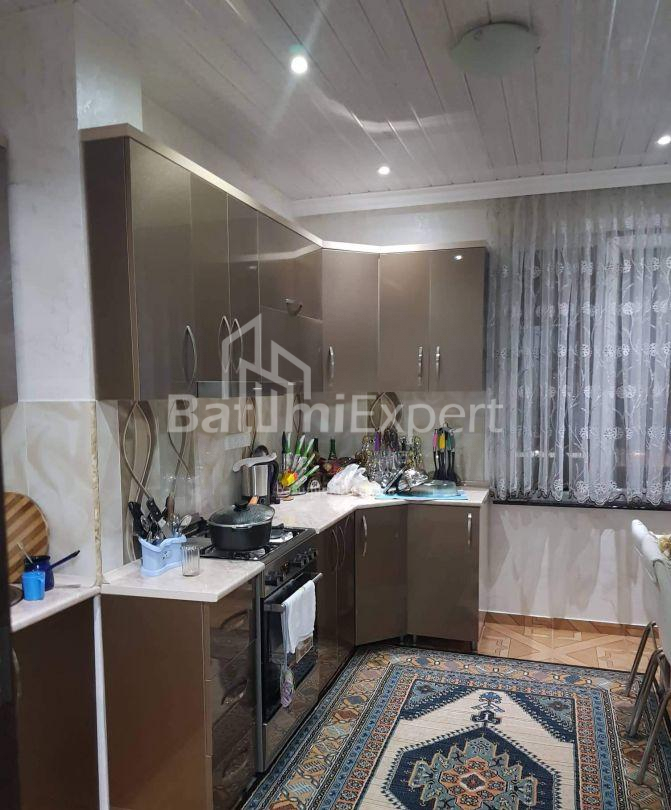 ბინა 100 კვ/მ - იურიევსკაია, Batumi, საქართველო
