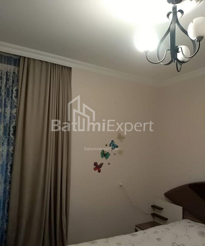 ბინა 67 კვ/მ - დავით აღმაშენებელი, Batumi, საქართველო