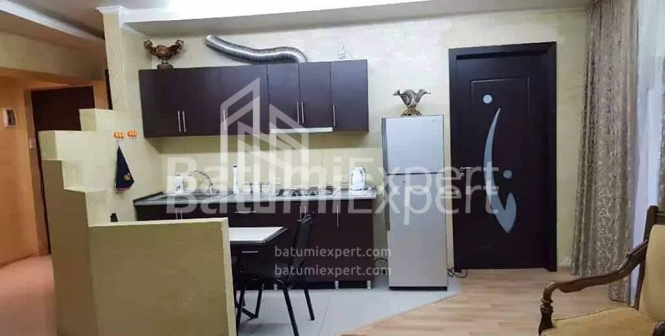ბინა 106 კვ/მ - ზურაბა გორგილაძე, Batumi, საქართველო
