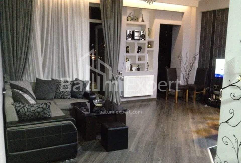 ბინა 70 კვ/მ - იურიევსკაია, Batumi, საქართველო