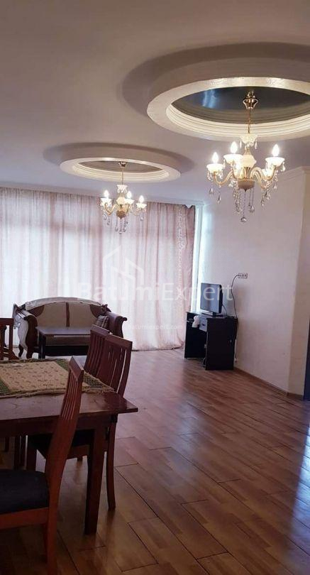 ბინა 137 კვ/მ - იუსუფ კობალაძე, Batumi, საქართველო