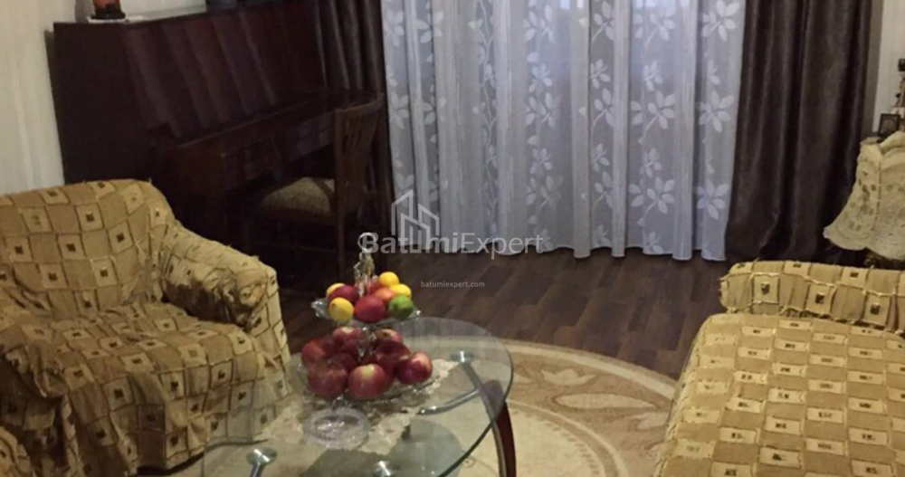 ბინა 100 კვ/მ - სელიმა ხიმშიაშვილი, Batumi, საქართველო