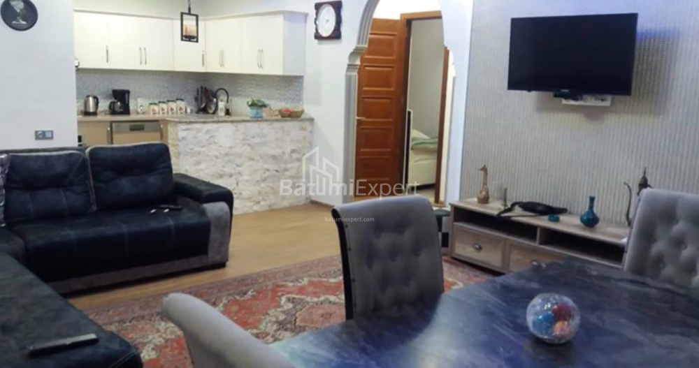 ბინა 78 კვ/მ - სელიმა ხიმშიაშვილი, Batumi, საქართველო