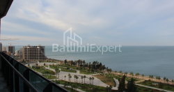 ბინა 75.86 კვ/მ - ლეხი და მარია კაჩინსკი, Batumi, საქართველო