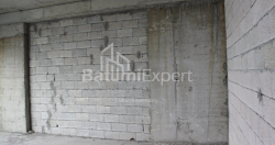 ბინა 2-ოთახი 76.1 კვ.მ - ლეხი და მარია კაჩინსკი, Batumi