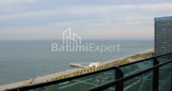 ბინა 76.12 კვ/მ - ლეხი და მარია კაჩინსკი, Batumi, საქართველო