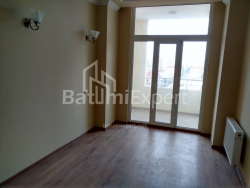 ბინა 72 კვ/მ - პეტრა მელიქიშვილი, Batumi, საქართველო