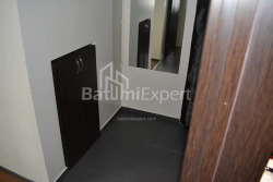 ბინა 62 კვ/მ - შერიფ ხიმშიაშვილი, Batumi, საქართველო