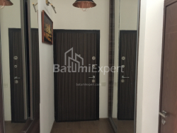 ბინა 86 კვ/მ - გიორგი ბრწყინვალე, Batumi, საქართველო