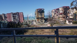 ბინა 3-ოთახი 57 კვ.მ - შალვა ინასარიძე, Batumi