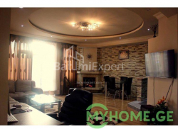 ბინა 104 კვ/მ - იურიევსკაია, Batumi, საქართველო