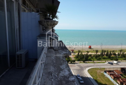 ბინა 2-ოთახი 52 კვ.მ - რუსთაველი, Batumi