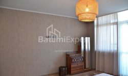 ბინა 82 კვ/მ - ნიკო ფიროსმანი, Batumi, საქართველო