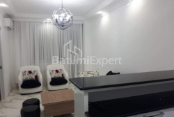 ბინა 58 კვ/მ - იურიევსკაია, Batumi, საქართველო