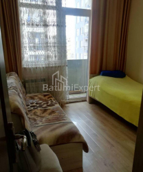 ბინა 80 კვ/მ - იურიევსკაია, Batumi, საქართველო