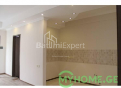 ბინა 102 კვ/მ - იურიევსკაია, Batumi, საქართველო