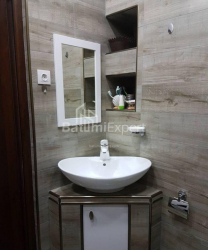 ბინა 32 კვ/მ - ნიკო ფიროსმანი, Batumi, საქართველო